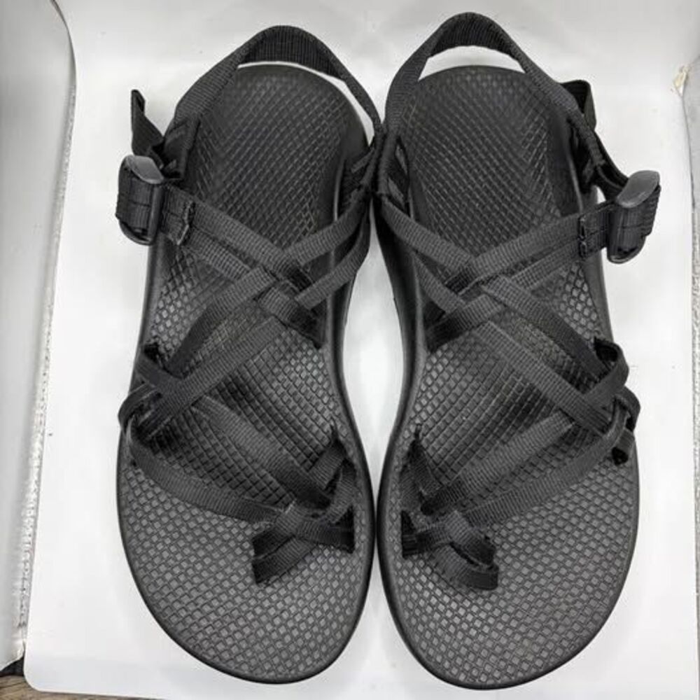 Women’s Chaco Sandals Size 8